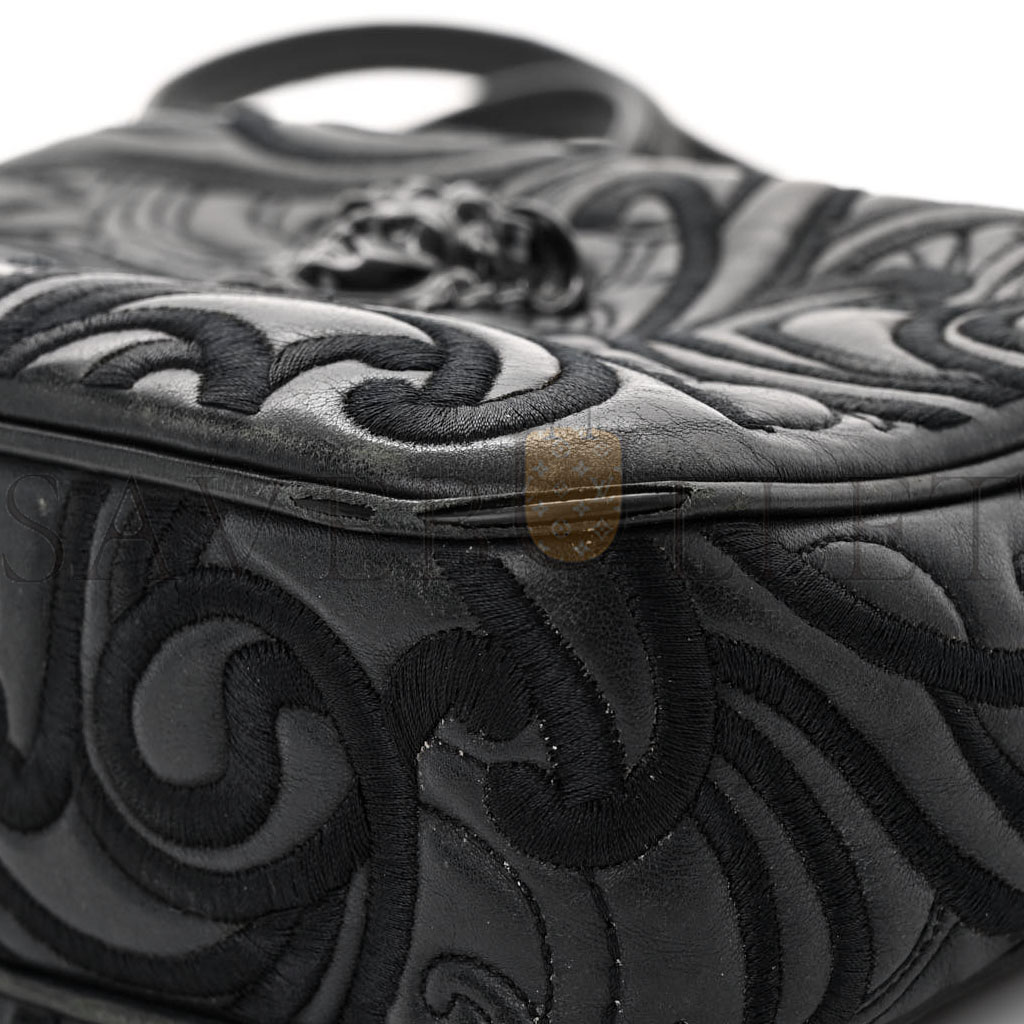 VERSACE NAPPA EMBROIDERED BAROQUE PALAZZO CAMERA BAG BLACK (21*15*6cm) VERSACE NAPPA EMBROIDERED BAROQUE PALAZZO CAMERA BAG BLACK (21*15*6cm)