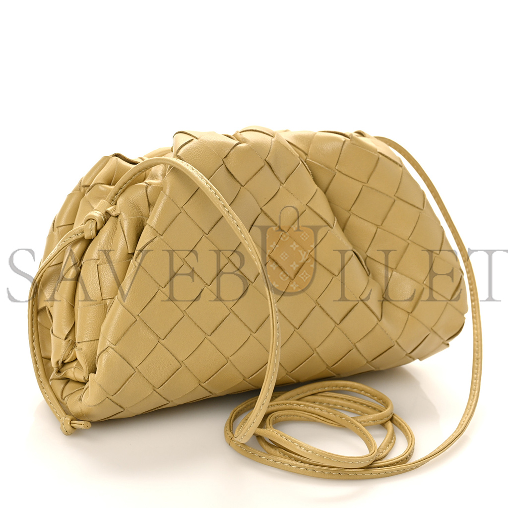 BOTTEGA VENETA NAPPA INTRECCIATO THE MINI POUCH TAPIOCA  (22*13*6cm)