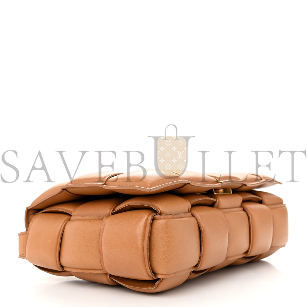 BOTTEGA VENETA NAPPA MAXI INTRECCIO PADDED CASSETTE CROSSBODY BAG CARAMEL (26*18*8cm)