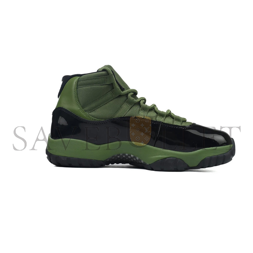 NIKE AIR JORDAN 11 CT8012-300